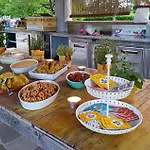 Pet Friendly In With Private Swimming Pool, Be Inside Or Outside * 칸타라나